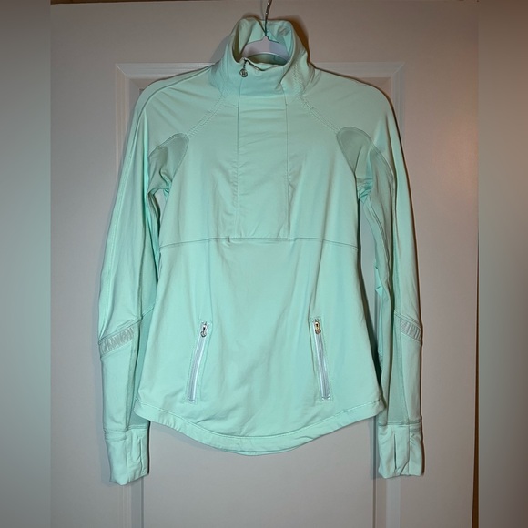SOLD Lululemon Run: Reflect Pullover in Mint Moment Size 6 - Picture 8 of 10